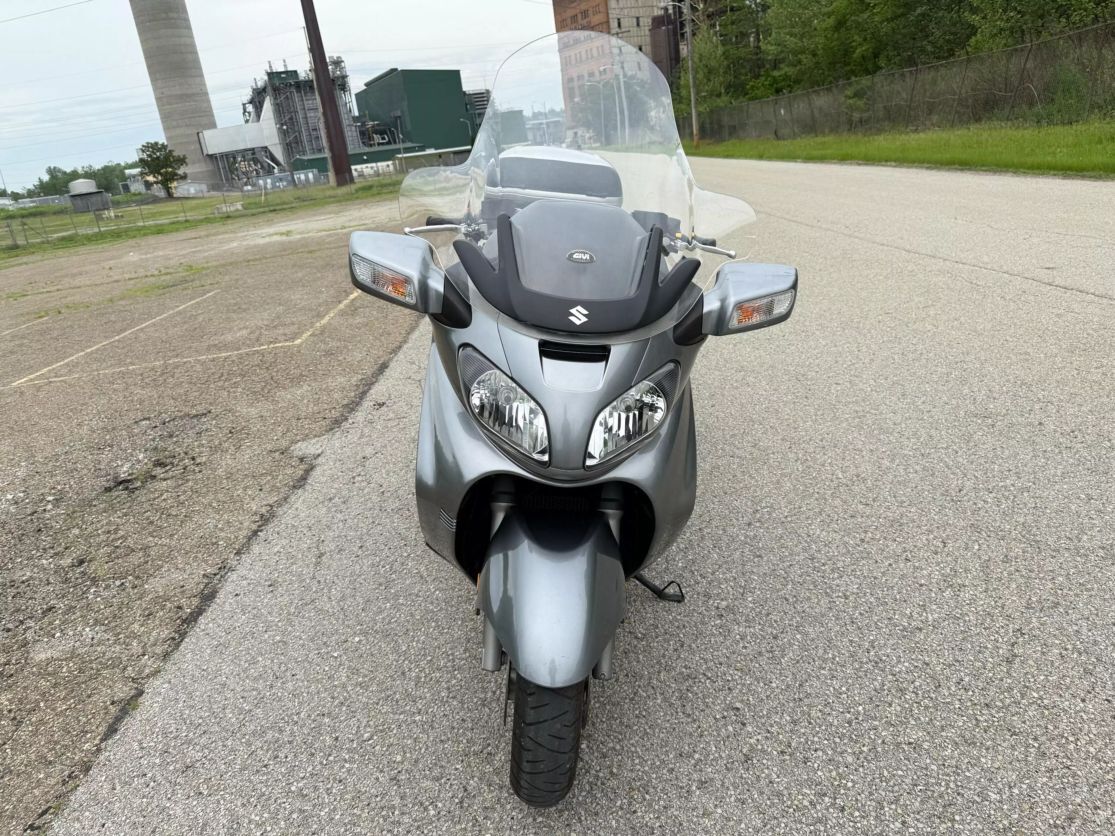 Suzuki AN650