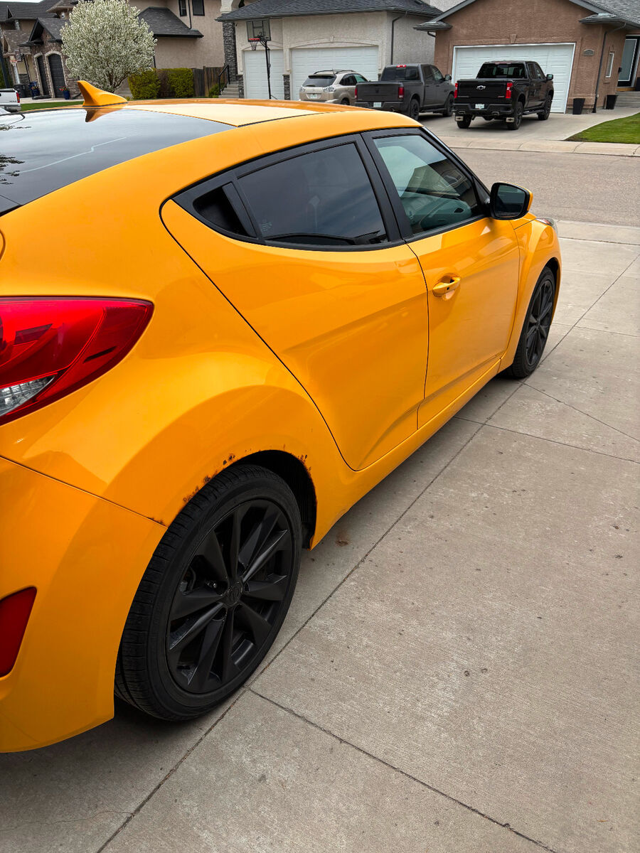Hyundai Veloster