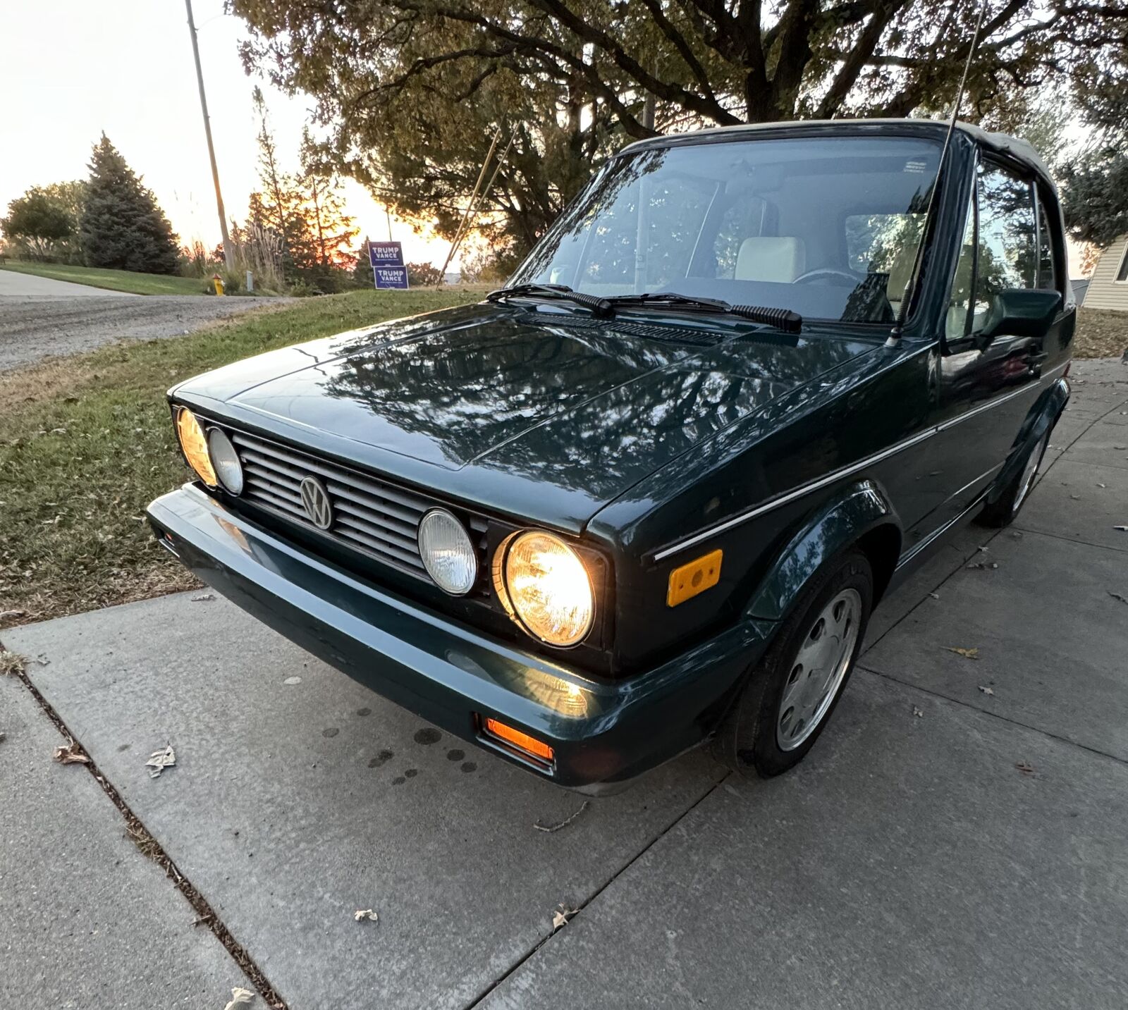 Volkswagen CABRIOLET