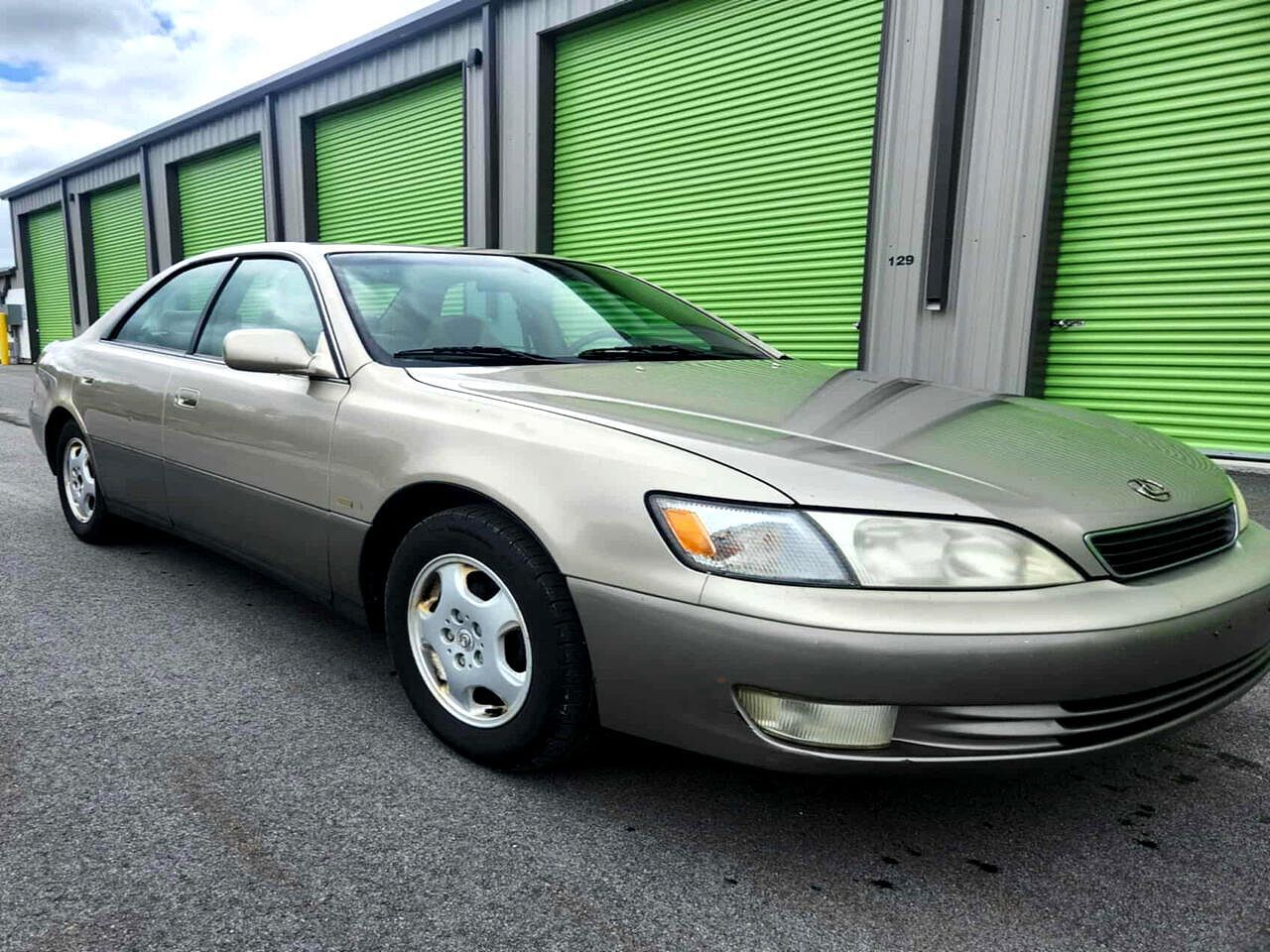 Lexus ES