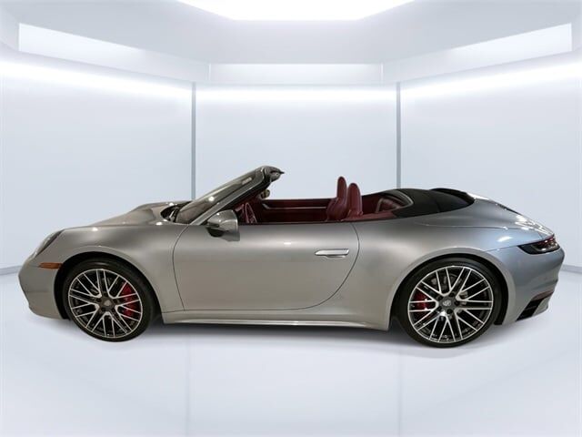 PORSCHE