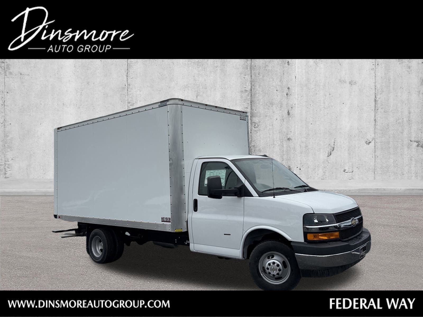 2024 CHEVROLET Express