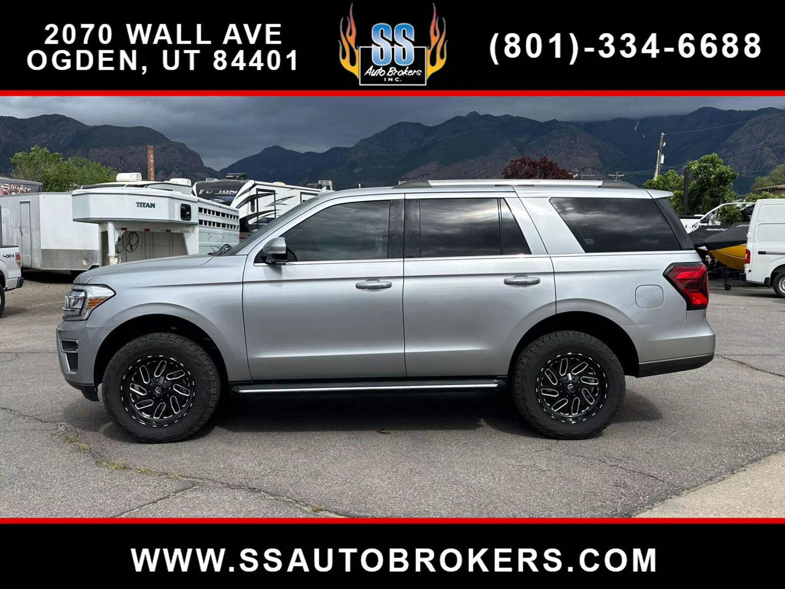 2022 FORD Expedition