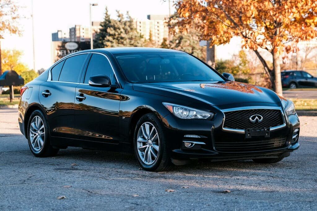 Infiniti Q50