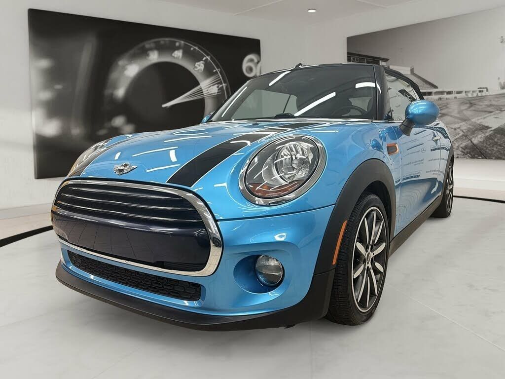 MINI Cooper Convertible