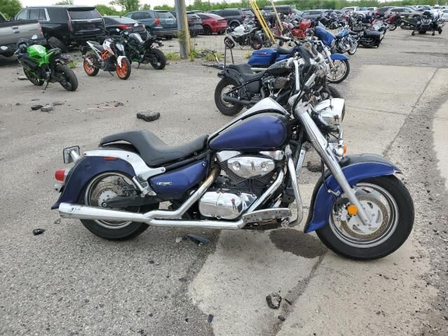 Suzuki VL1500 / VL1500T