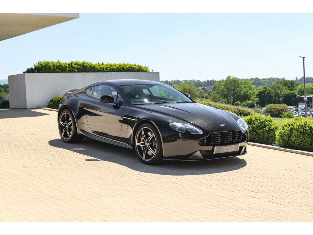 Aston Martin V8 Vantage