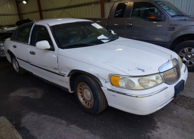 Lincoln Town Car