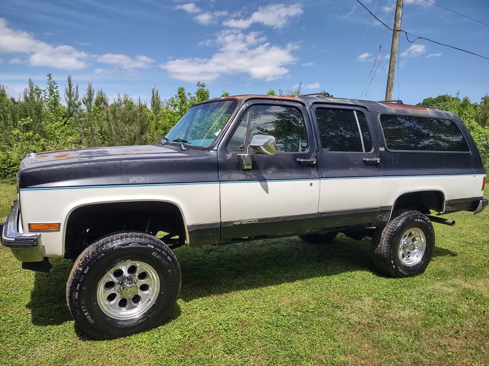 Chevrolet Suburban