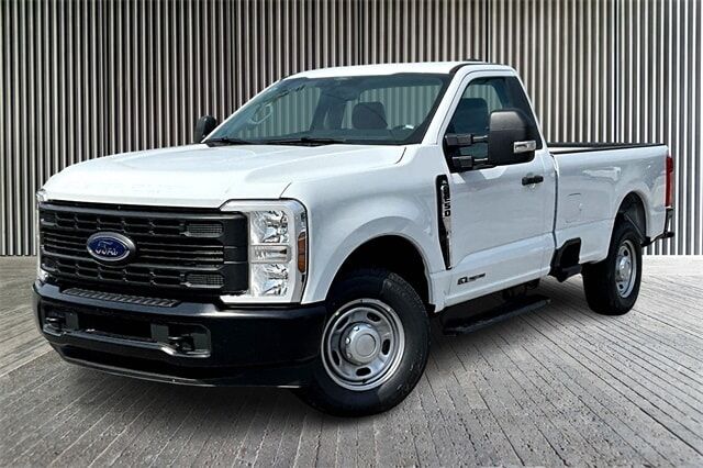 2025 FORD F-250