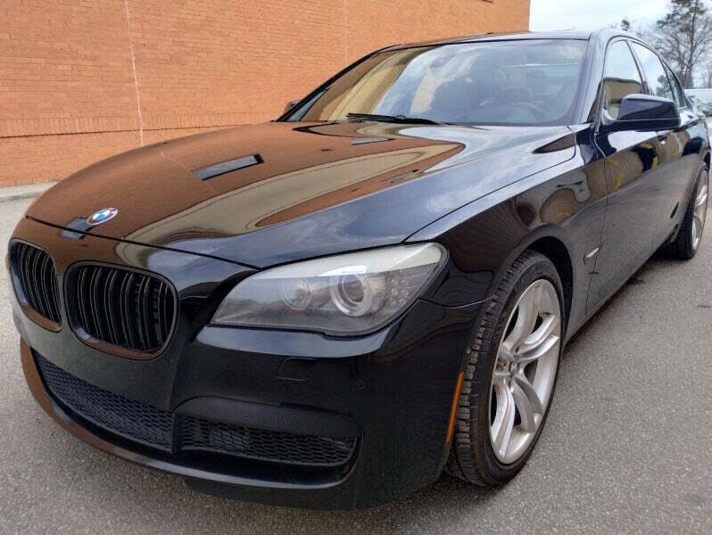 BMW 750i