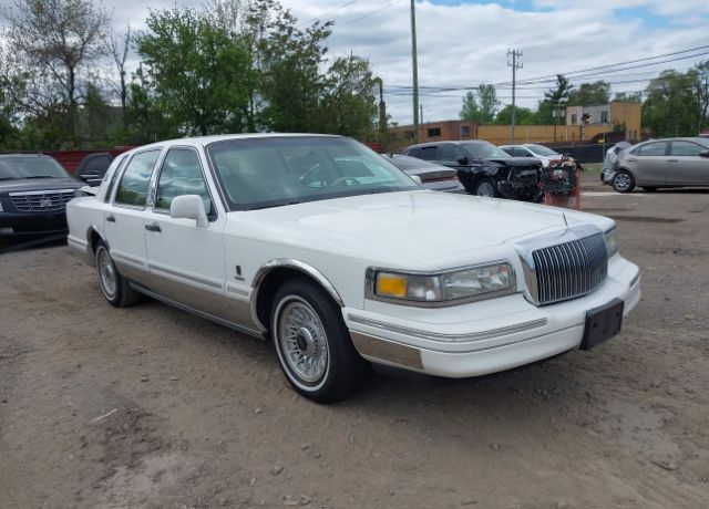 Lincoln Town Car
