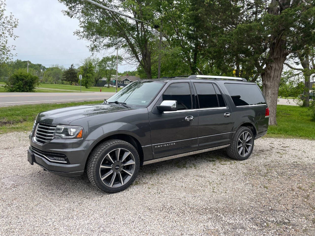 2017 LINCOLN Navigator L