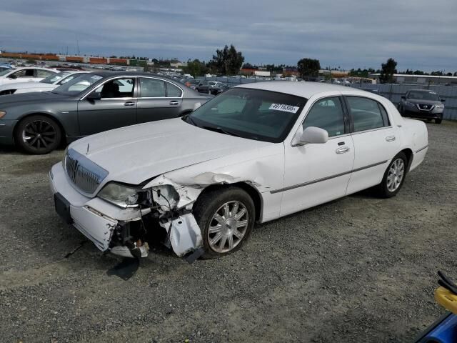 Lincoln Town Car