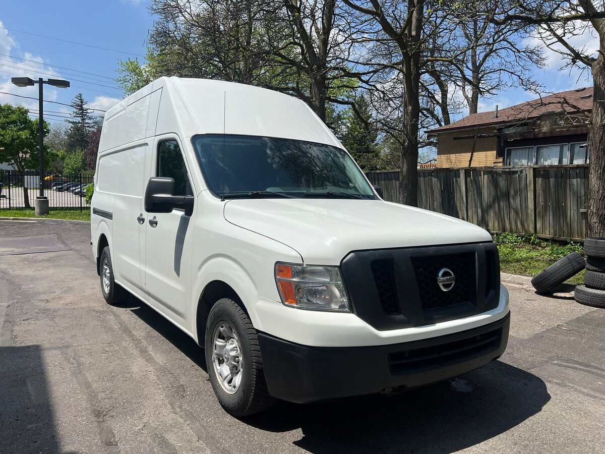 Nissan NV