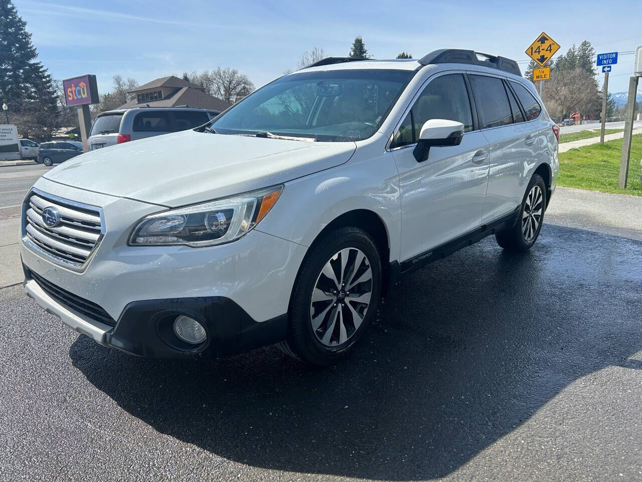 2015 SUBARU Outback