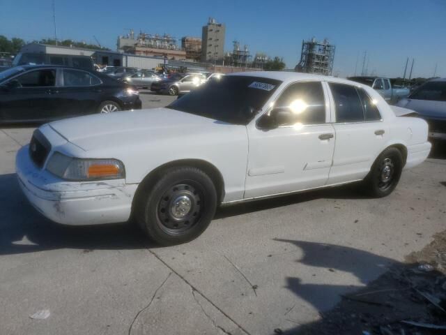 Ford Crown Victoria