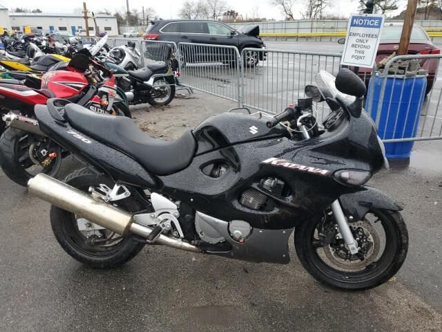 Suzuki GSX750F