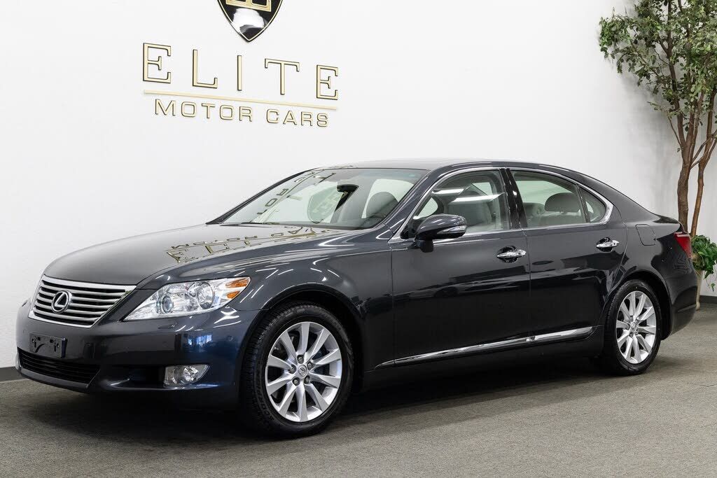 Lexus LS