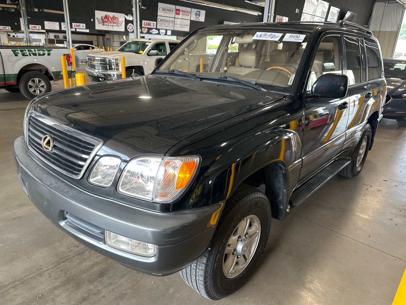 Lexus LX