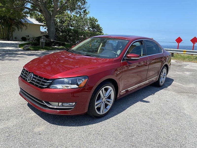 2015 VOLKSWAGEN Passat