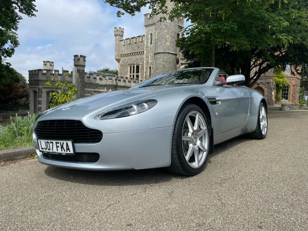 Aston Martin V8 Vantage