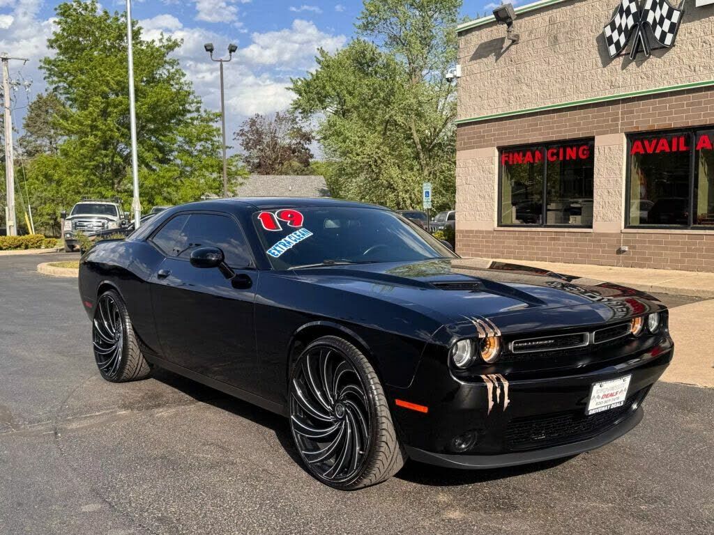 2019 DODGE Challenger