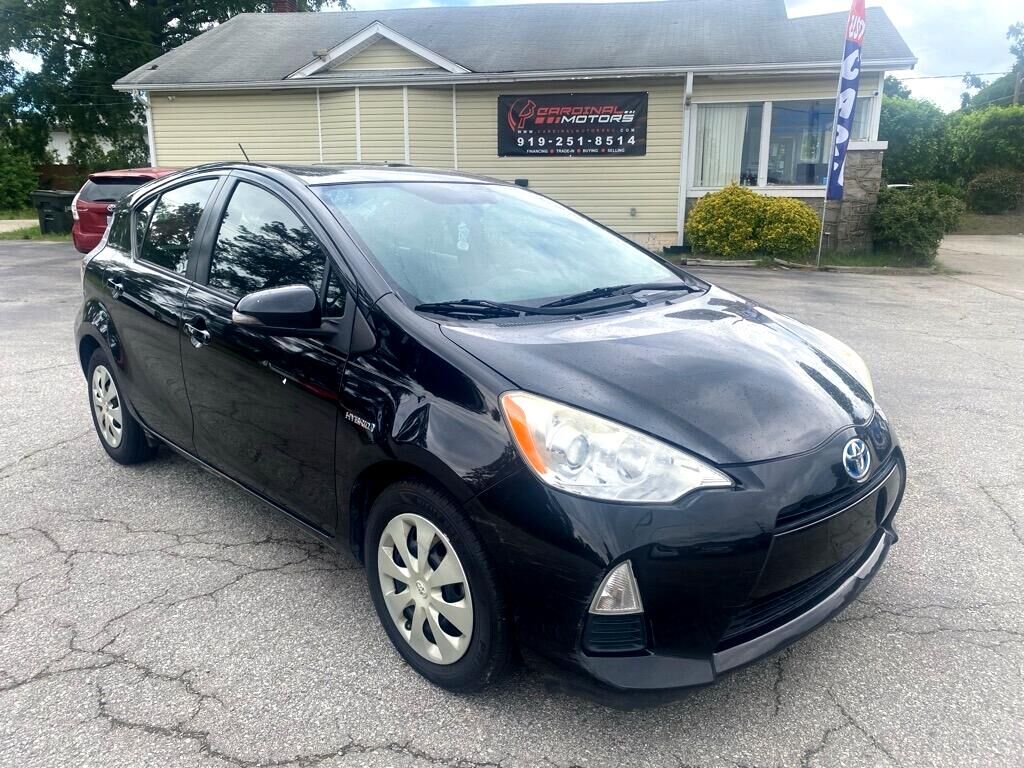 2014 TOYOTA Prius