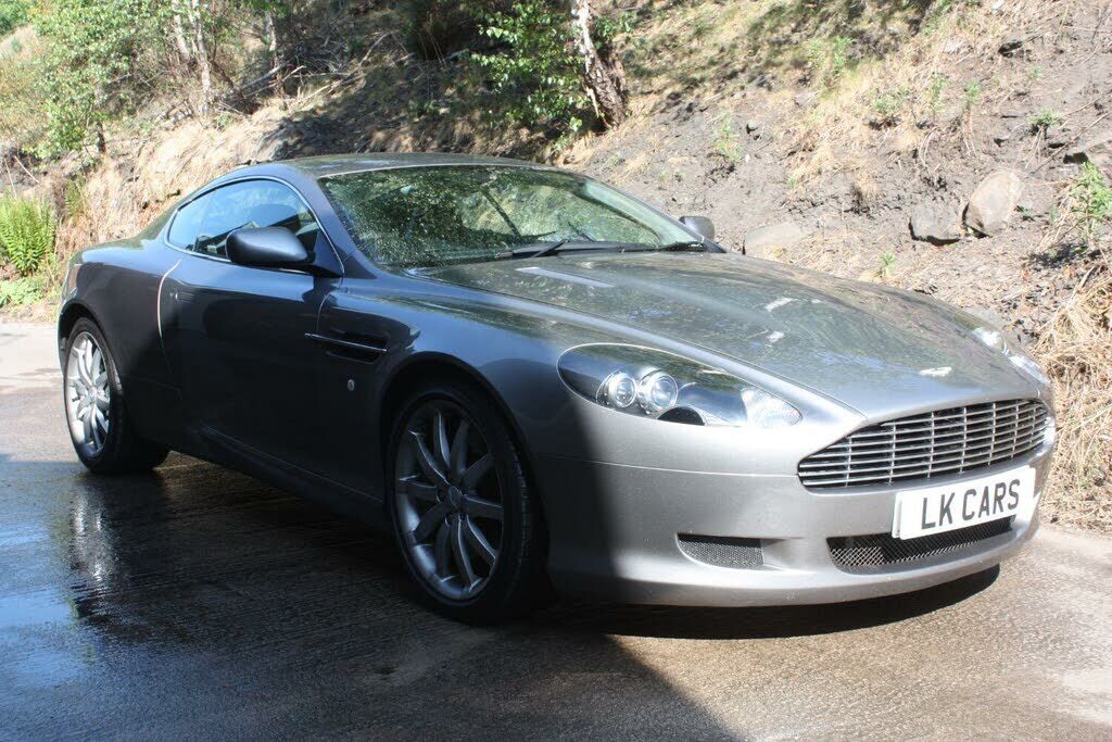 Aston Martin DB9