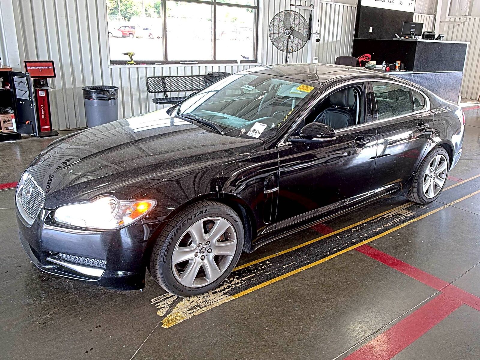 Jaguar XF