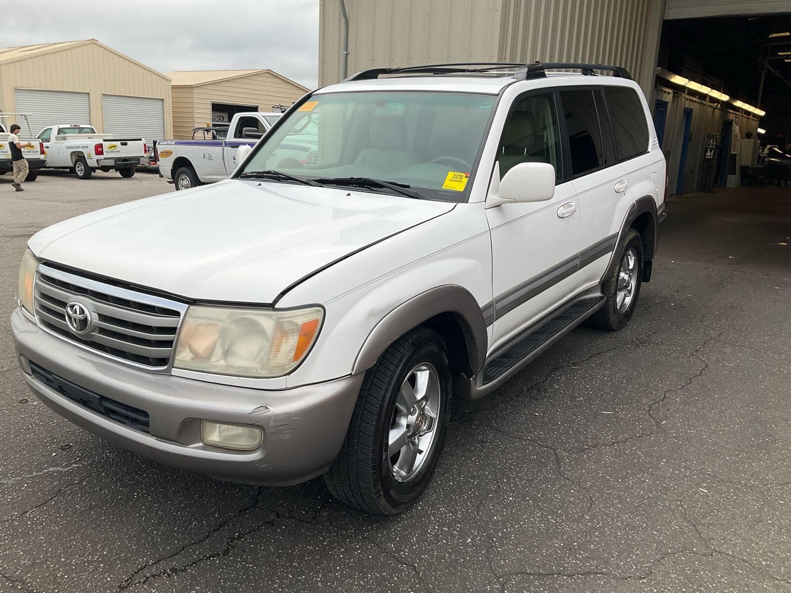 Toyota LAND CRUISER