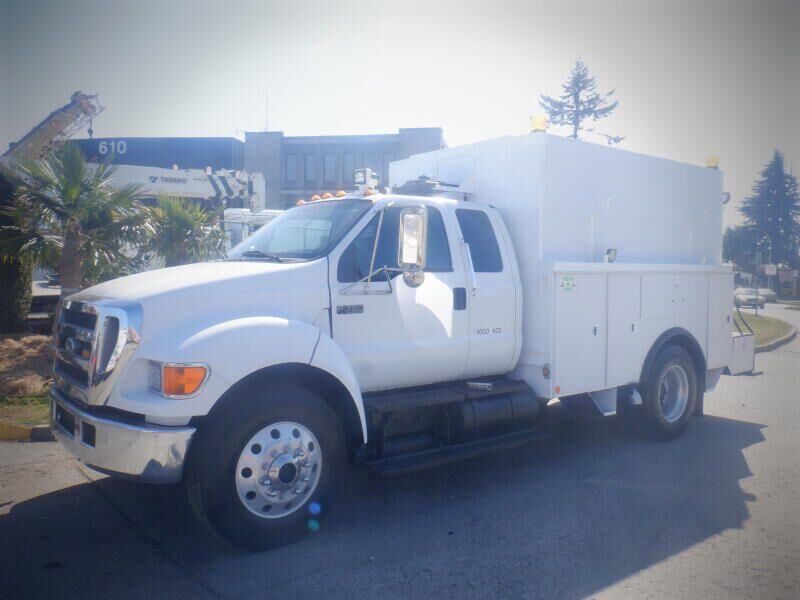Ford F-750