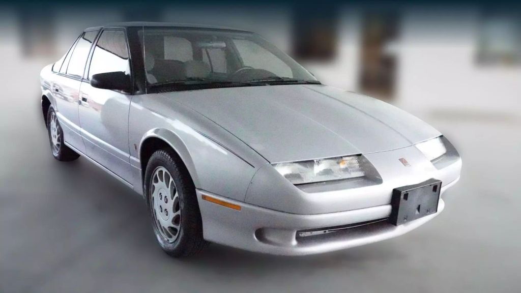 Saturn SL2