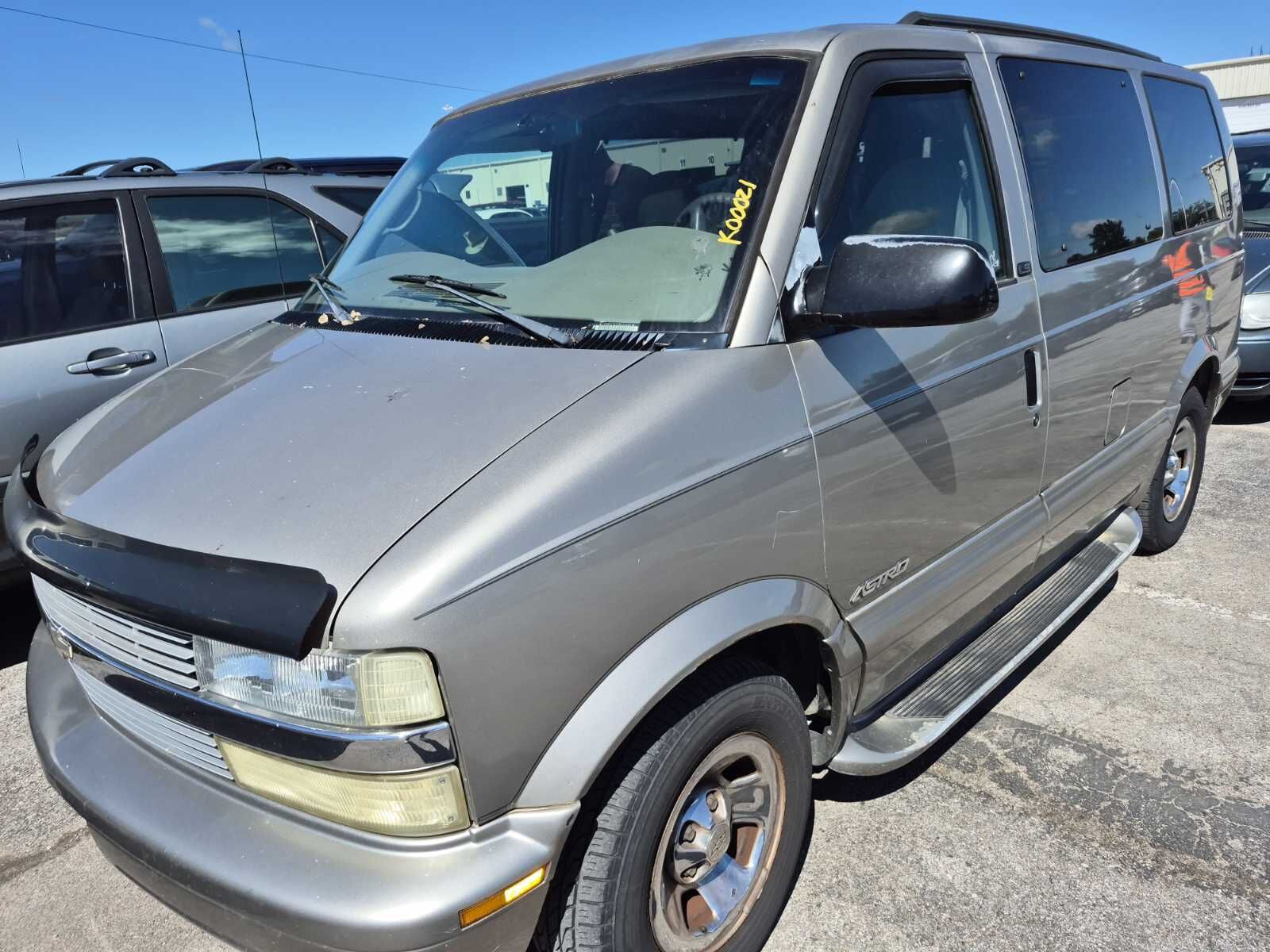 Chevrolet Astro Van