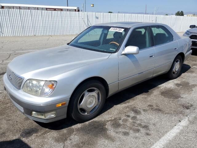 Lexus LS