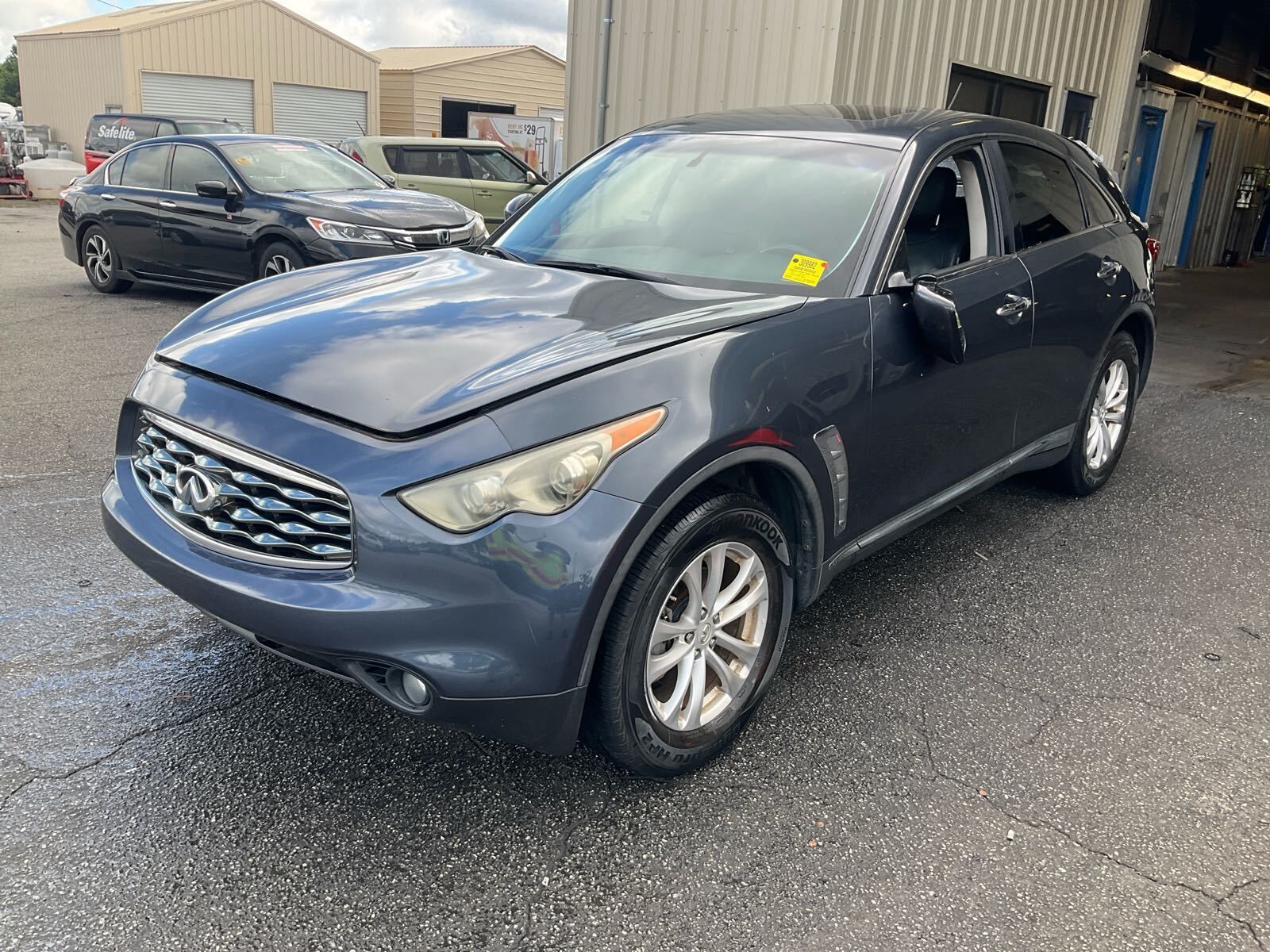 Infiniti FX50