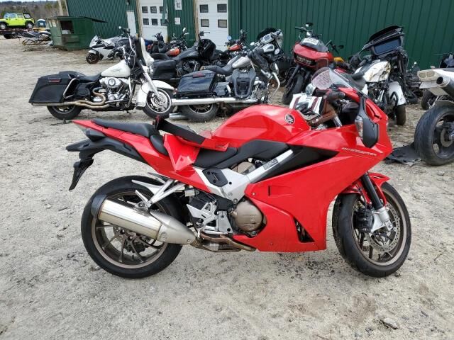 Honda VFR800F (INTERCEPTOR)