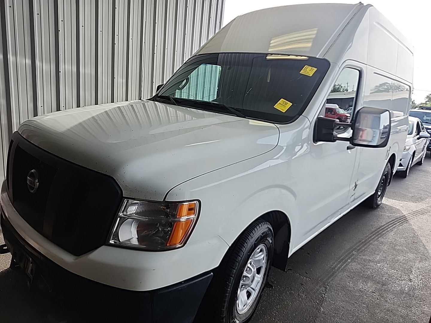 Nissan NV