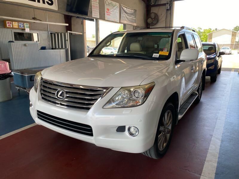 Lexus LX