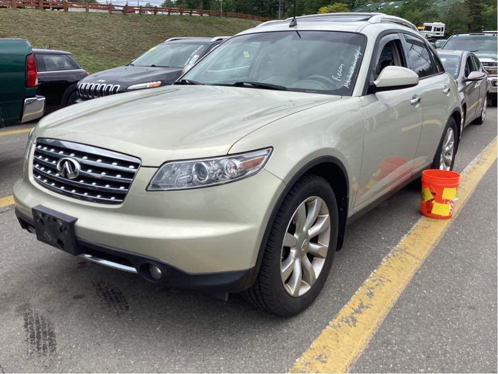 Infiniti FX35