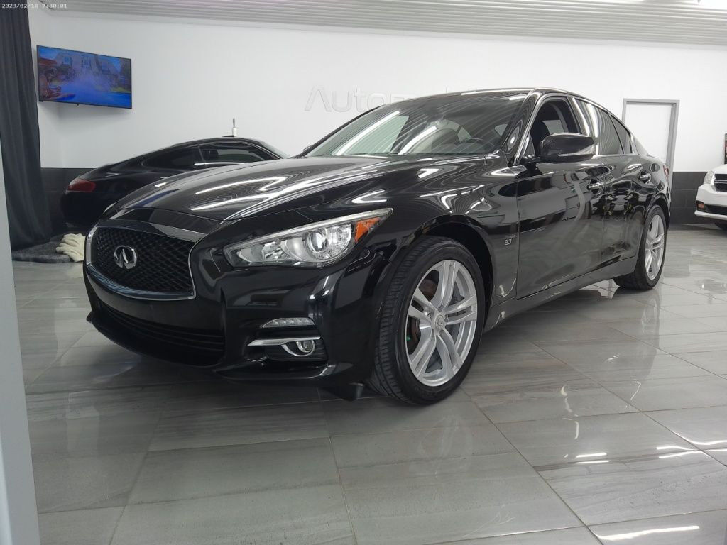Infiniti Q50