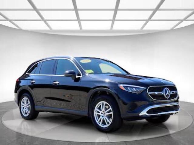 MERCEDES-BENZ