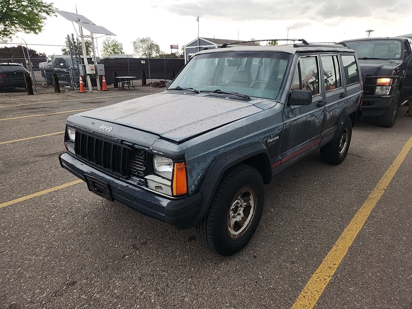 Jeep Cherokee
