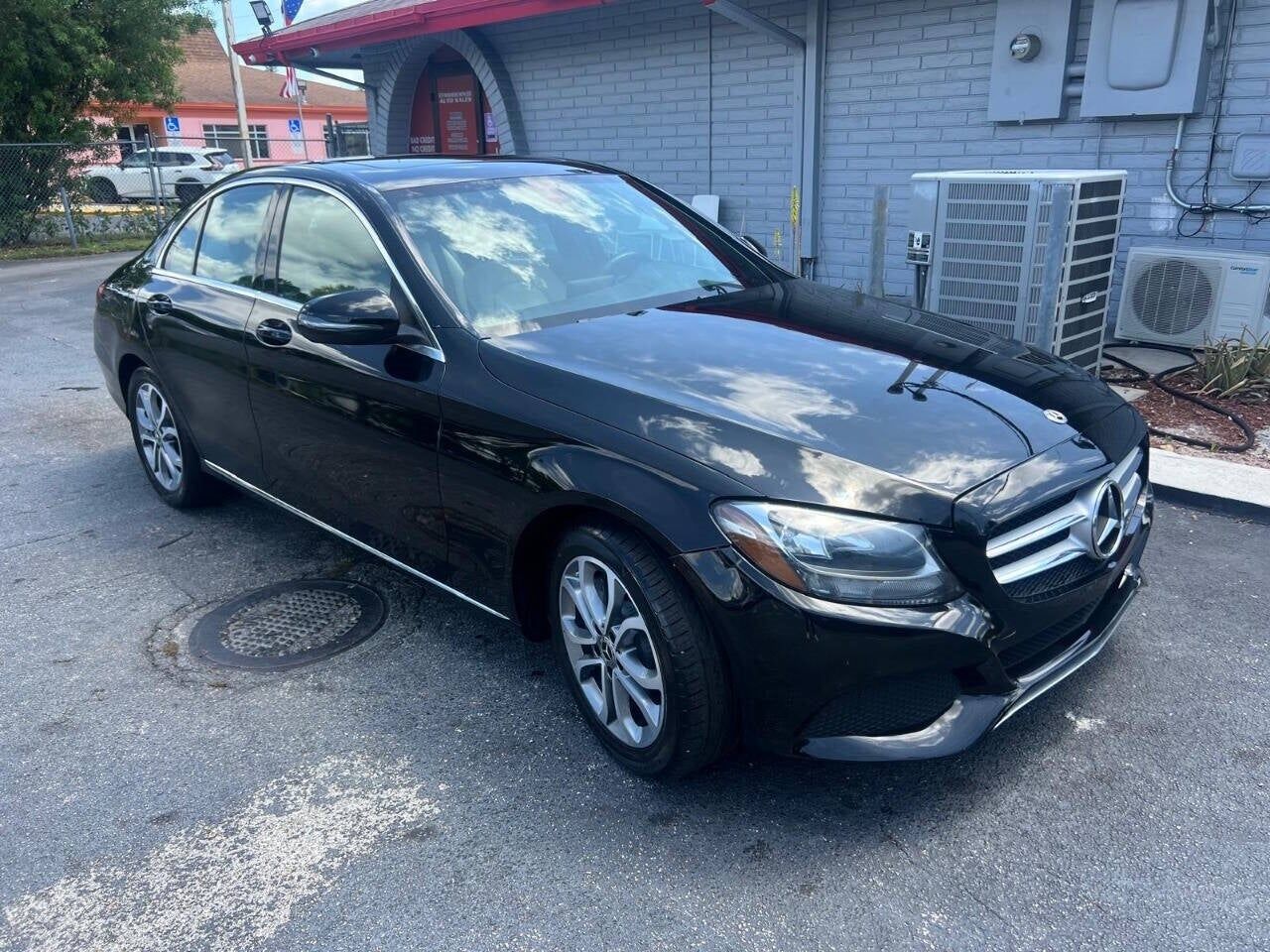 2018 MERCEDES-BENZ C-Class