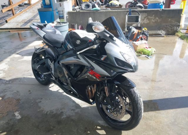 Suzuki GSX-R750