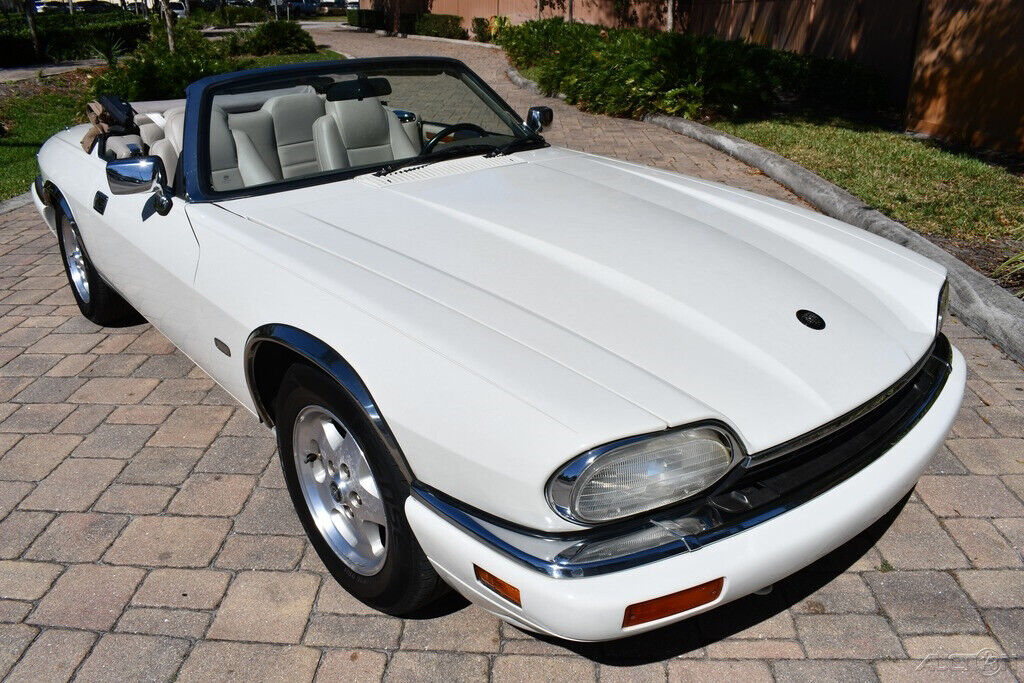 Jaguar XJS