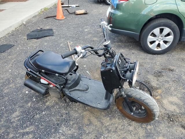 Honda NPS50 (Ruckus)