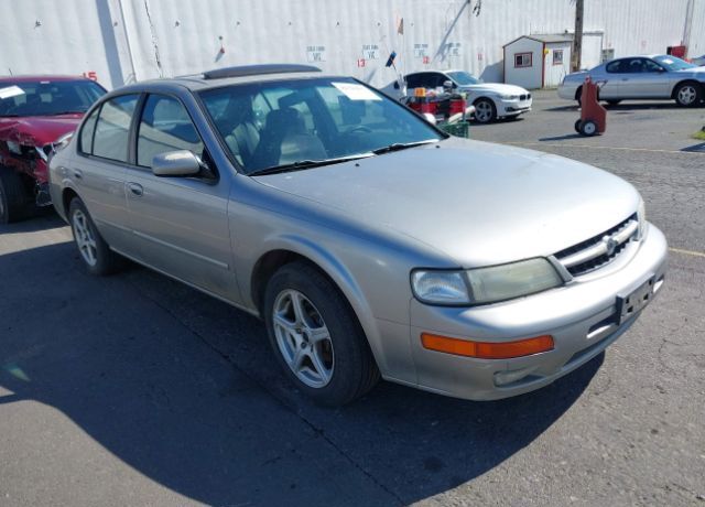 Nissan Maxima