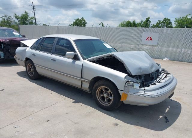 Ford Crown Victoria