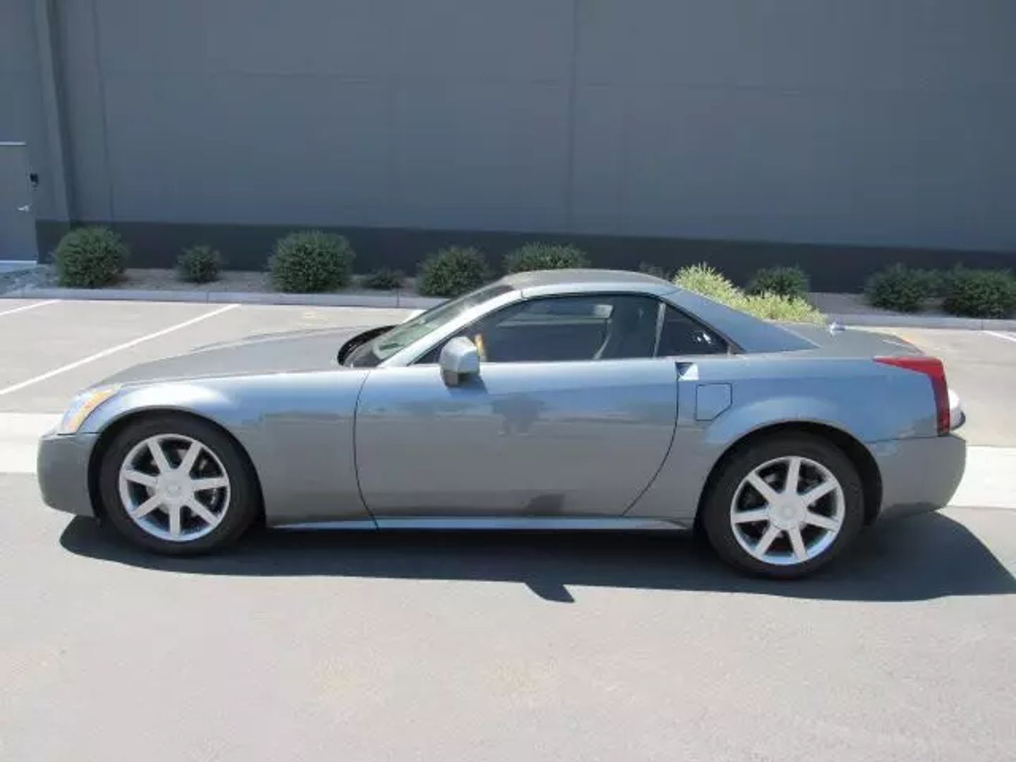 Cadillac XLR